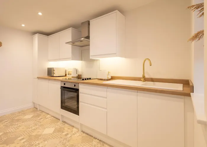 1, King's Court Scarborough